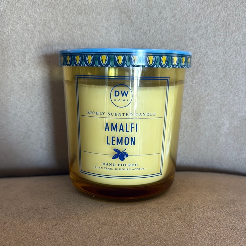 DW Home Amalfi Lemon Scented Candle